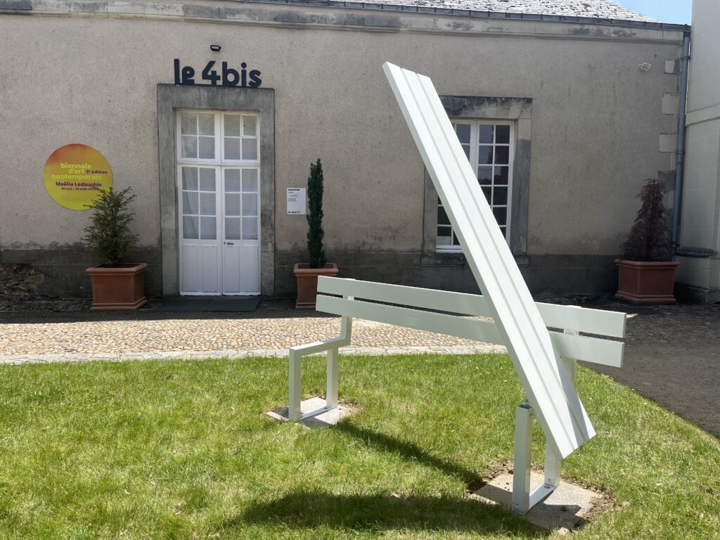 Hein Jeppe Modified Social Bench H 2006