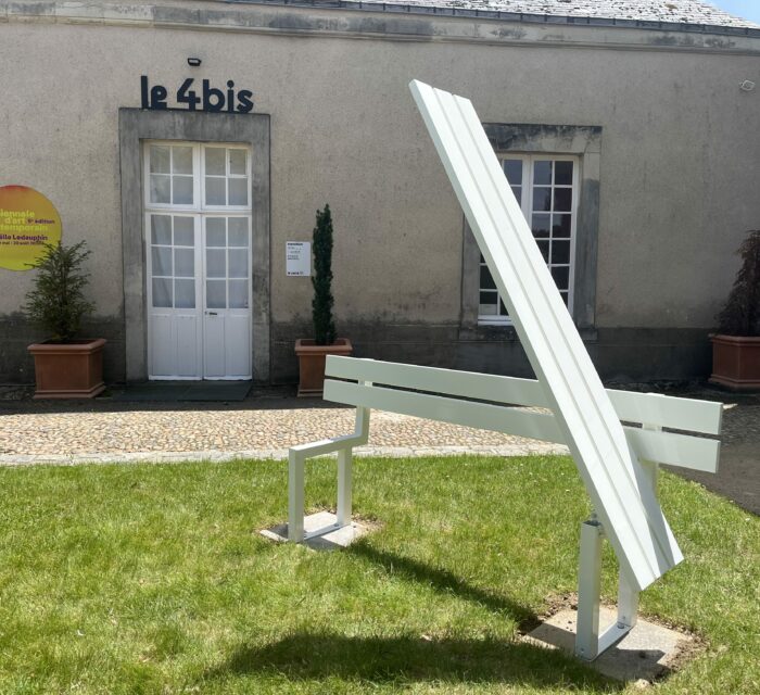Hein Jeppe Modified Social Bench H 2006