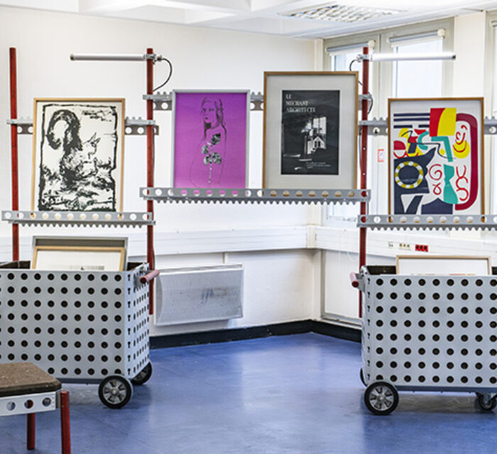 Mobilier créé par Martial Marquet pour Artothèques en ruralités